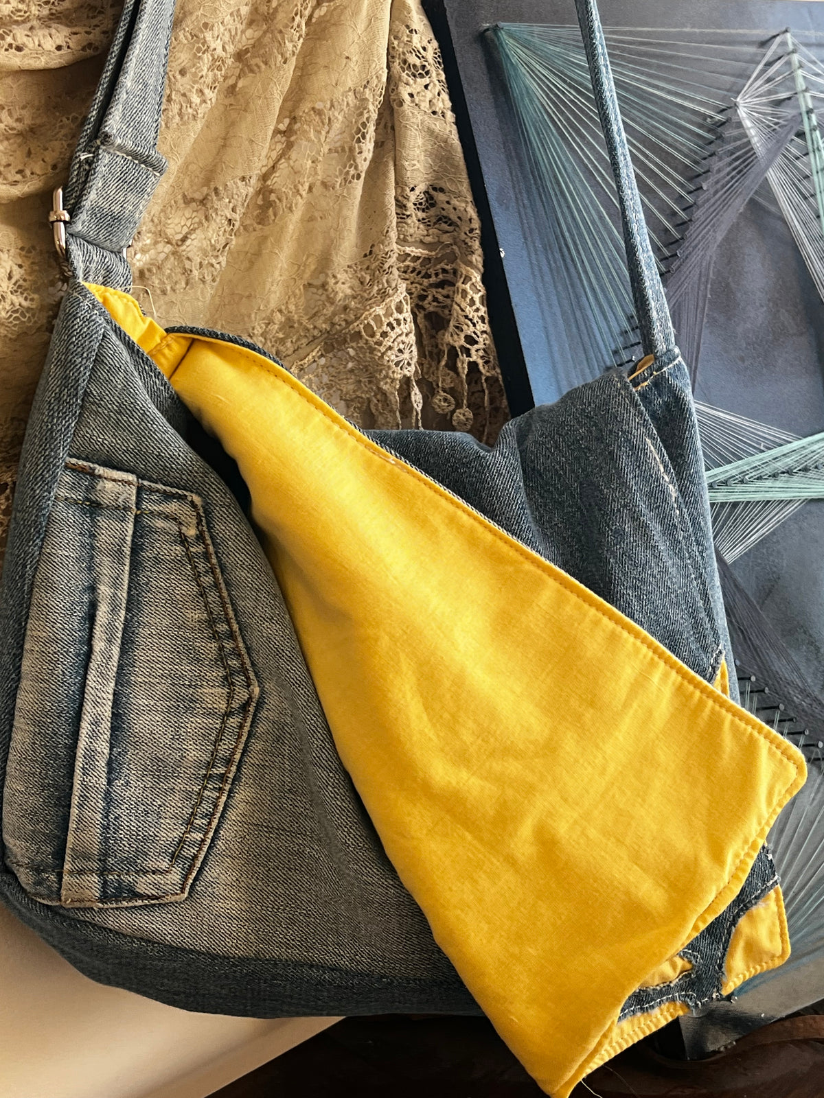 תיק צד Sunflower Tribal denim בעבודת יד של TIK90 – פרטים נוספים